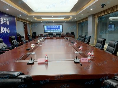 SVS为某公安局打造综合联动指挥中心及合成作战SVS此次为某公安局打造一个联动指挥中心、一个合成作战中心，近年来公安机构一致在致力于